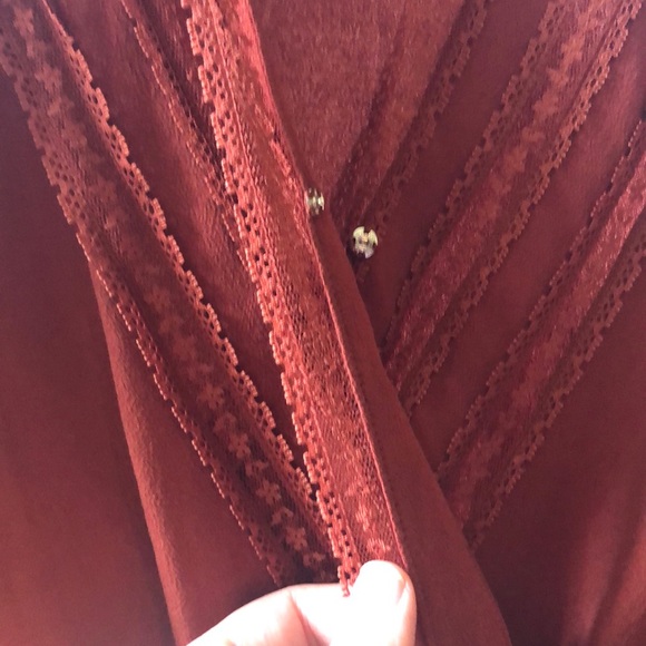 NWOT lace bell sleeve boho top - Picture 7 of 8